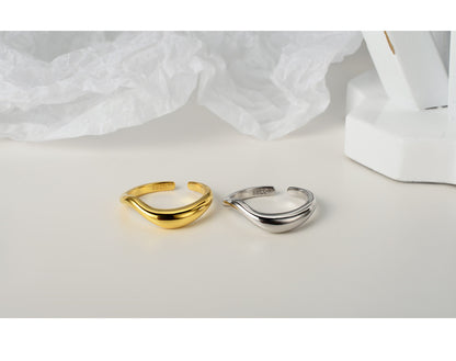 Gold Interlocking Ring